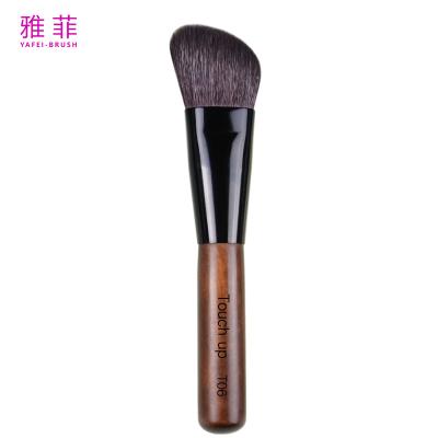 China T06 Custom Logo Angled Contour Makeup Brush Natural Gaot Hair Copper Tube Wood Handle Handcrafted Te koop