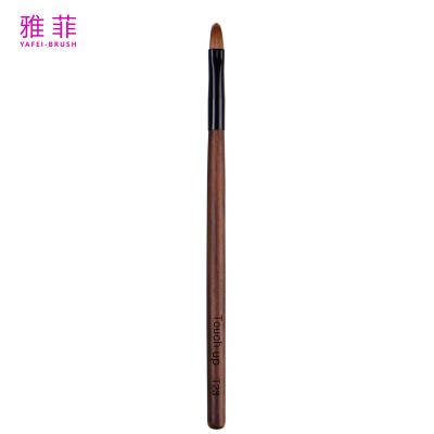 China T23 OEM ODM Kolinsky Cabello de sabla mango de madera Etiqueta privada Detalle de labio único Cepillo de maquillaje de moda en venta