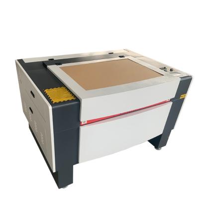 China Promotion 6090 Laser Engraving Crafts Water Cooled Acrylic Cutter Mini Size CO2 Laser Machine for sale