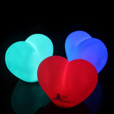 China Modern Color Changing Heart Shape Night Light For Kid's Bedroom / Colorful Heart Lamp Valentine's Day Gift for sale