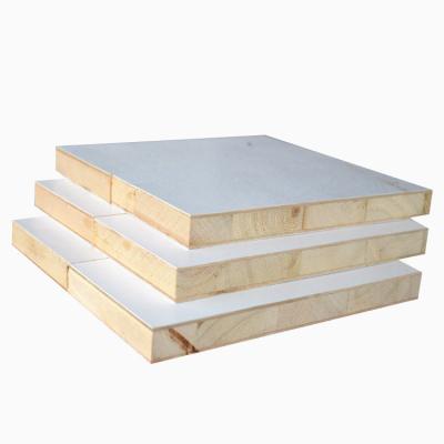 China 1220X2440X18mm Modern Furniture Grade Melamine Laminated Block Board for sale