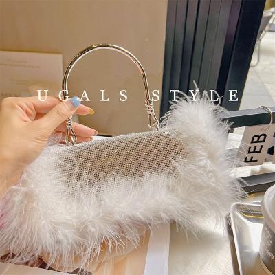 China Even Silk Women's Clutches Bags Bridal Party Prom Handbags Wedding Purse With Ostrich Feathers Metal Flap Chain Bag Rhinestone for sale