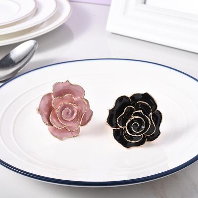 China Creative High End Napkin Accessories Fashion Flower Tableware Ring Hotel Tableware Setting Table Napkin Ring for sale