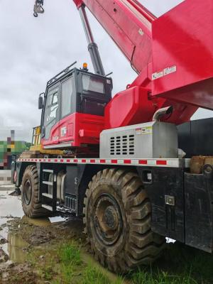 China 2023 Modell Hydraulischer Offroad-Kran, der für die Straßenfahrt genutzt wird zu verkaufen