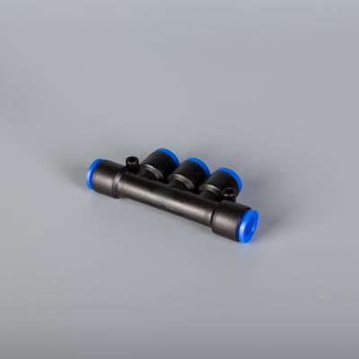 China Five Way Tube Connector Push In Pneumatic Fittings Equal for sale