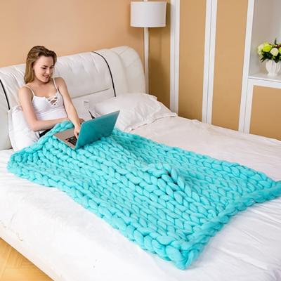 China Stocked Wholesale 3d Chrohet Cashemere Cotton Blue Merino Anti-pilling Knit Blankets for sale