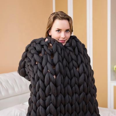 China Dropship Adult Wholesale Anti-pilling Chunky Knit Wool Swaddle Throw Black Blanket for sale