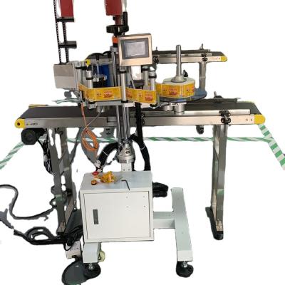 China Main Clothing Main Assembly Line Carton Box Labeling Machine With Conveyor Belt for sale