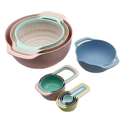 China Viable customization multi-function drain basket and measuring scoop salad bowl kitchen supplies set 10 pieces for sale