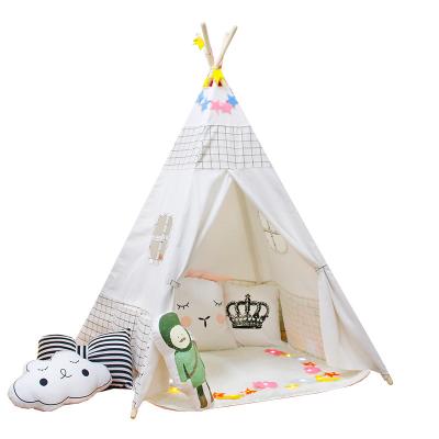 China Toy Safety Standards Indian Toys Indoor Cotton Canvas Child Tent Wooden Kids Play House Teepee Tent for sale