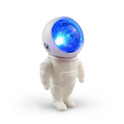 China 360 Degree New USB Astronaut Low Price Adjustable Projection Lamp Night Light Projectors For Kids for sale