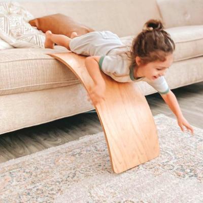 China Comprehensive Fitness Exercise Winning Montessori Teaching Aids Wobble Curvy Educational Game Yoga Toys Kids Balance Wooden Board for sale