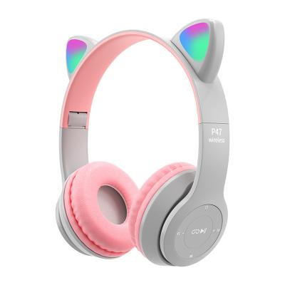 China Stereophonic Factory OEM Multi Functions Noise Cancel Stereo Smart Game Cool Cat Wireless Headphone for sale