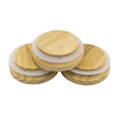 China Reusable Wide Mouth Mason Jar Lids Natural Pine Wooden Glass Cover Coffee Cup Lids with Silicone Seal Ring Wood Color for sale