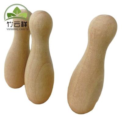 Chine Amis de la famille Jouet d'équilibre en bois en caoutchouc en bois Jeu de bowling en bois à vendre