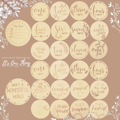 China Custom Baby Milestone Cards 12 Pieces Baby Milestone Cards Wooden Commemorate Baby Birth Monthly Recording Card for sale