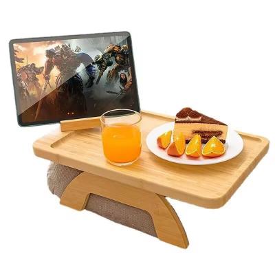 China Clipe de sofá de madeira / bambu personalizado na mesa lateral para sofás largos Braço, braço de mesa para comer / beber / lanches / controle remoto / controle à venda