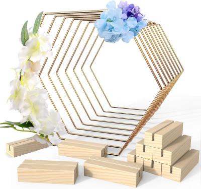 China Customized Wood Place Card Holder, Gold Wreath Hoop Macrame for Christmas Decorations Wedding Table Crafts for sale