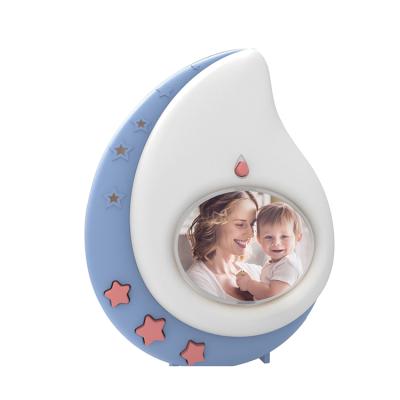 China Bedroom Musical Baby Night Lamp Battery Operated 11*15*4 Warm Pacification Toys for sale