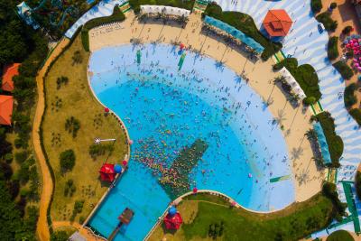 China Máquina artificial ULTRAVIOLETA anti de la onda de la resaca de Aqua Park Tsunami Wave Pool en venta