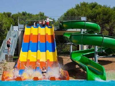 China La diapositiva del parque del agua modificó la diapositiva de la piscina para requisitos particulares para los adultos y los niños en venta