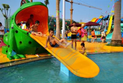 China Fiberglas-Wasser-Park-Spritzen-Auflagen-Frosch-kleines Swimmingpool-Dia für Kinder zu verkaufen