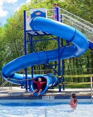 China Freien Spielplatz Schwimmbad Spielzubehör Glasfaserschleudersatz für Kinder zu verkaufen