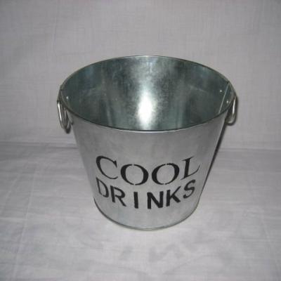 China Metal Beer Acrylic Seamless Built-in Cheap Ice Bucket for sale