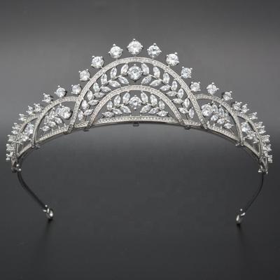 China Long Color Keeping Classic Vintage Royal Queen King 2021 Tiaras And Crowns For Hair Jewelry Accessories for sale