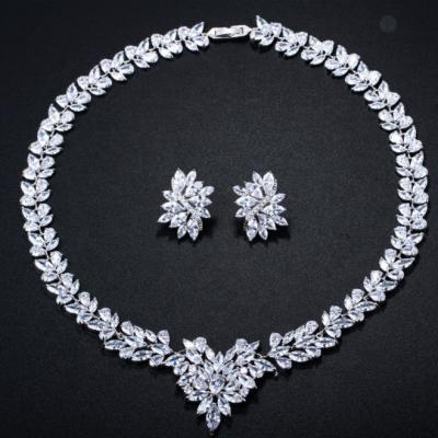 China Long Color Continuing Top Quality Zircon Stone Flowers Wedding Jewelry Sets Jewelry Set for sale