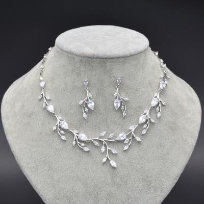 China Good Quality Fashion Jewelry Bridal Wedding Jewelry Set for sale