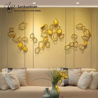 China Antique Handmade Abstract Metal Art Modern Gold Geometric Wall Decoration for Home Decor for sale