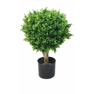 China Topiary Eco - Friendly Boxwood Ball Artificial Trees Green Potted Plant For Indoor / Outdoor Decorative / Garden for sale