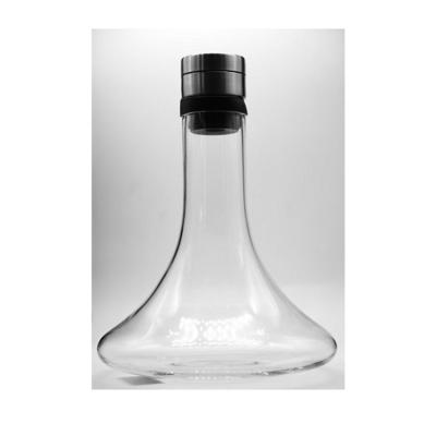 China Top Selling Transparent Exquisitely Crafted Glass Knife Liquor Decanter For Wine for sale