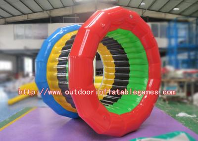 Chine Rouleau gonflable de l'eau de boule de Zorb de parc d'attractions avec la technique chaude de soudure à vendre