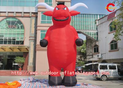 China Durable Oxford Cloth Inflatable Cow Cartoon Hand / Digital Printing For Advertising for sale