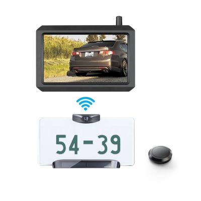 China Auto-Vox IP67 Waterproof Portable Battery Powered Reverse Car Wireless Camera 5 Inch for sale