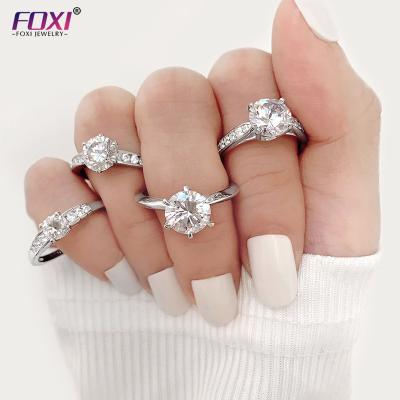 China Fashionable Luxurious Women's CZ 925 Sterling Silver Engagement Ring Wedding Rings for sale