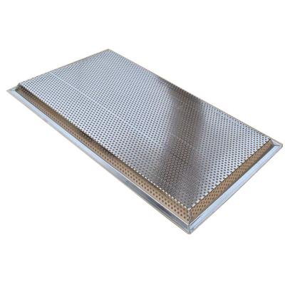 China Durable Aluminum Oven Tray Stainless Steel Metal Mesh Perforated Baking Tray For Baking for sale