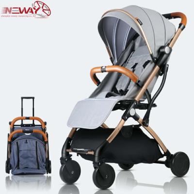 China Fiber Plug Easy Folding Luxury Baby Stroller China Manufacturer for sale