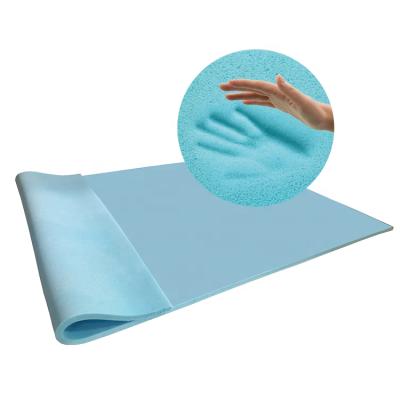 China Modern 30D Medium Density Cooling Blue Gel Memory Foam Topper for sale