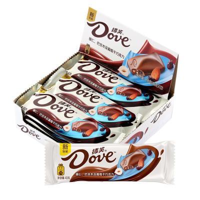 China 43g Dove Almond Silky Smooth Roasted Dark Chocolate Bar Made in China Hot Sale Made in China Dipped Chocolate 43g Hazelnut Chocol Bar for sale