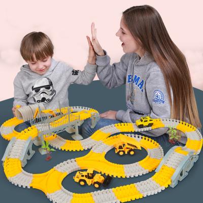 China TongLi 6605 Track Car Toys 334 PCs Hot Selling Building Miniature Railway Race Car Slot Toy DIY Assemble Toy for sale