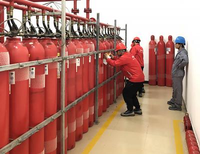 China Lpg Fm200 Sistema de cilindros Agente de limpeza FM200 Extintor de incêndio de gabinete para sala de computadores à venda