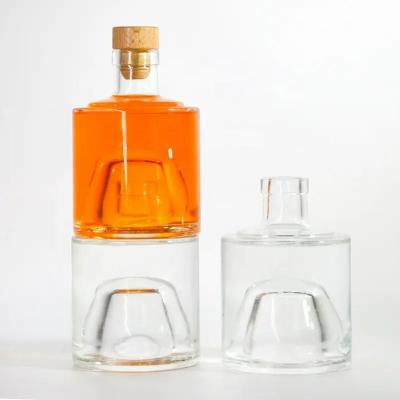 China 500 ml 1 liter glazen drankflessen voor gedistilleerde alcoholhoudende dranken Te koop