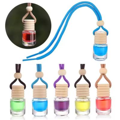 中国 Glass Bottles Perfume Bottle Pendant For Car Ornament 販売のため