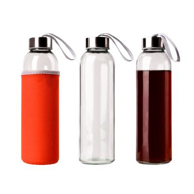 China 350 ml 500 ml ronde sport hoge borosilicaat glas waterfles met siliconen mouw Te koop