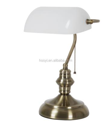 China Traditional Green Banker Lamp, Ukraine/Russia/German/American/European/Glass Table Lamp for sale