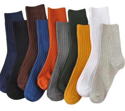 Chine La robe blanche épaisse d'hommes d'affaires de couleur solide cogne des chaussettes de tenue professionnelle décontractée à vendre