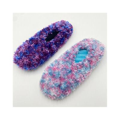 China Hot Manufacturers Feather Yarn Slipper Booties Snoozies Indoor Floor Shoes For Women for sale